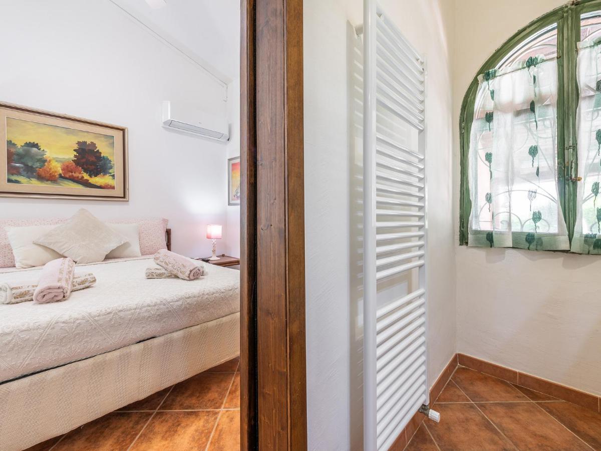 Guest House Villa Verde - Short Term Room Rentals Torre delle Stelle Exteriér fotografie