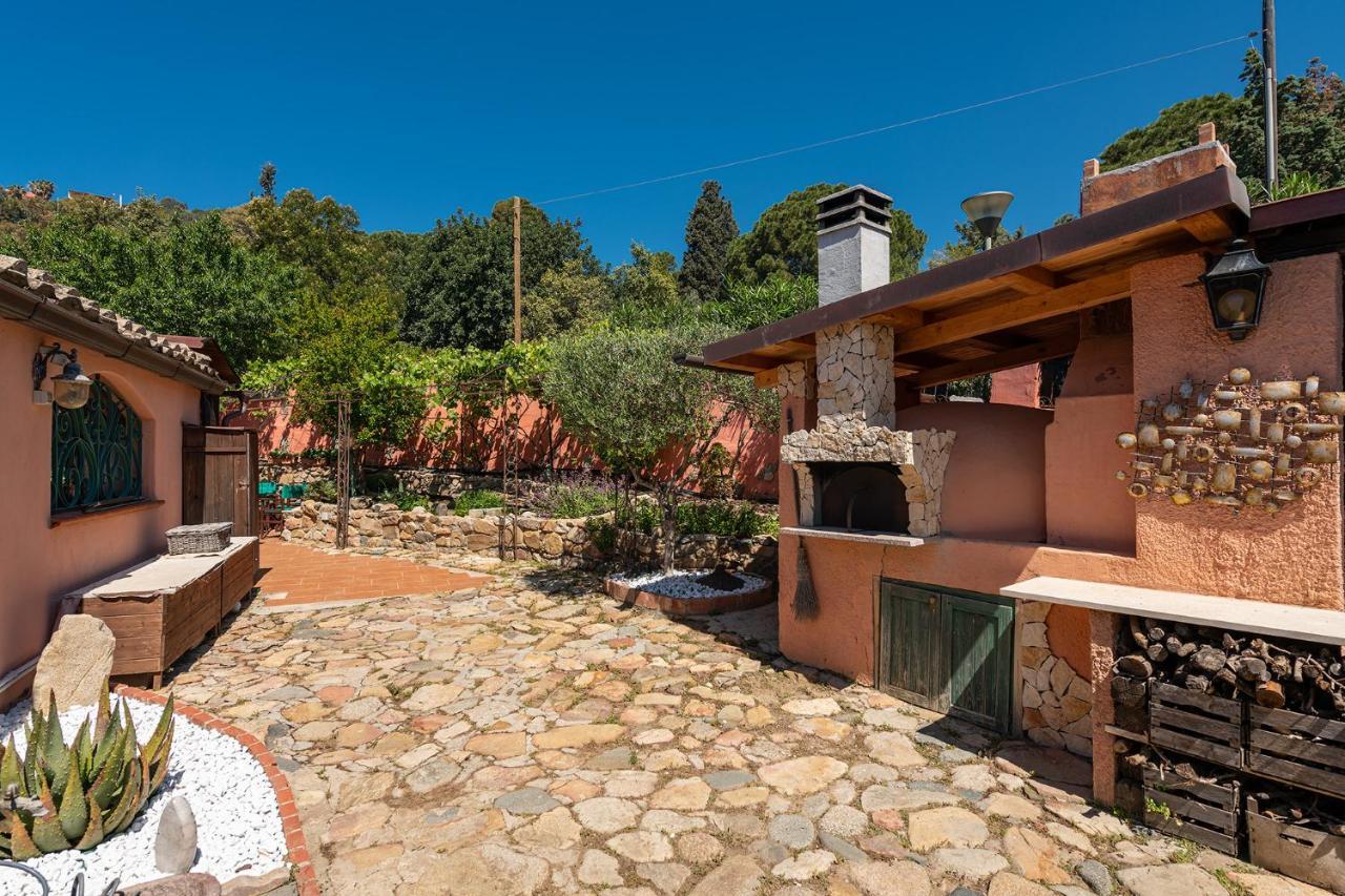 Guest House Villa Verde - Short Term Room Rentals Torre delle Stelle Exteriér fotografie